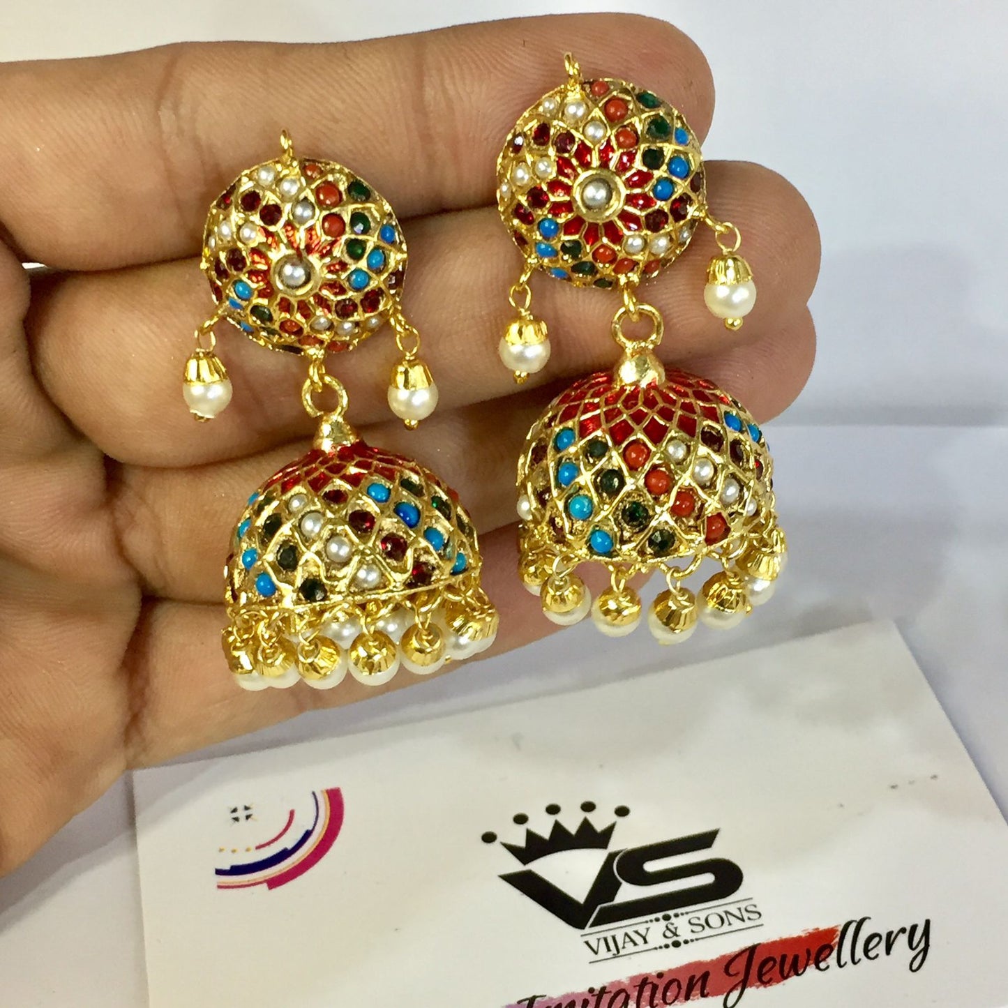 Jadau earrings 917491