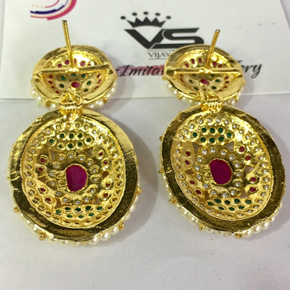ruby green Traditional long earrings 442554