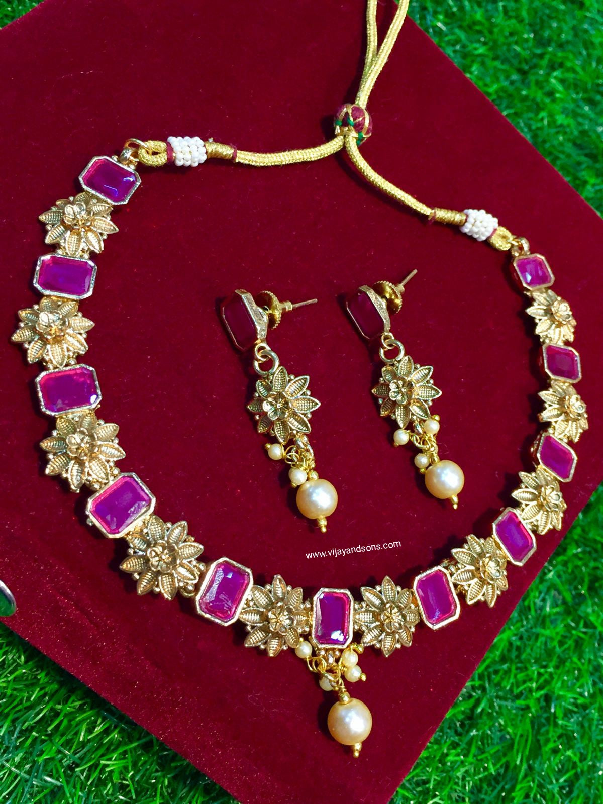 Antique Necklace set - Vijay & Sons